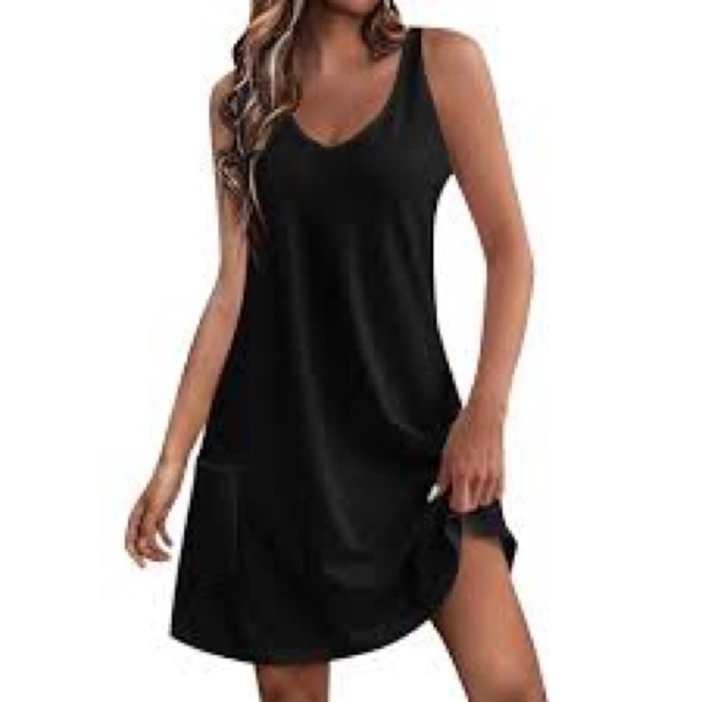 Black Sleeveless Dress